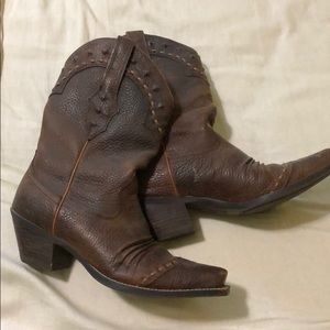 Ariat cowboy boots